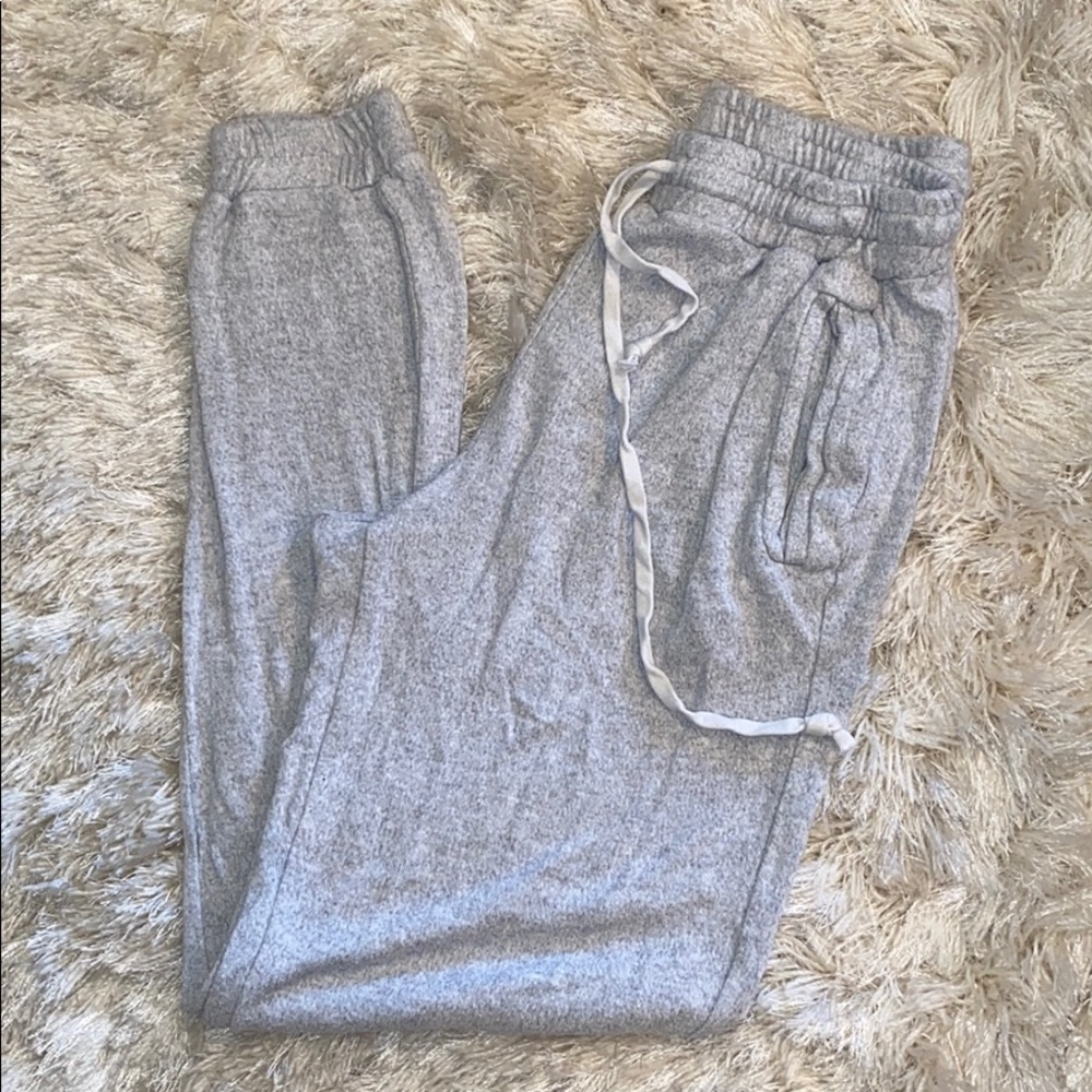 Brandy Melville jogger sweatpants